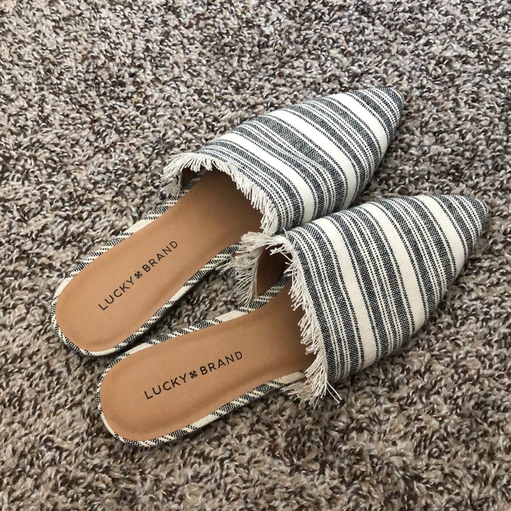Lucky Brand Slides